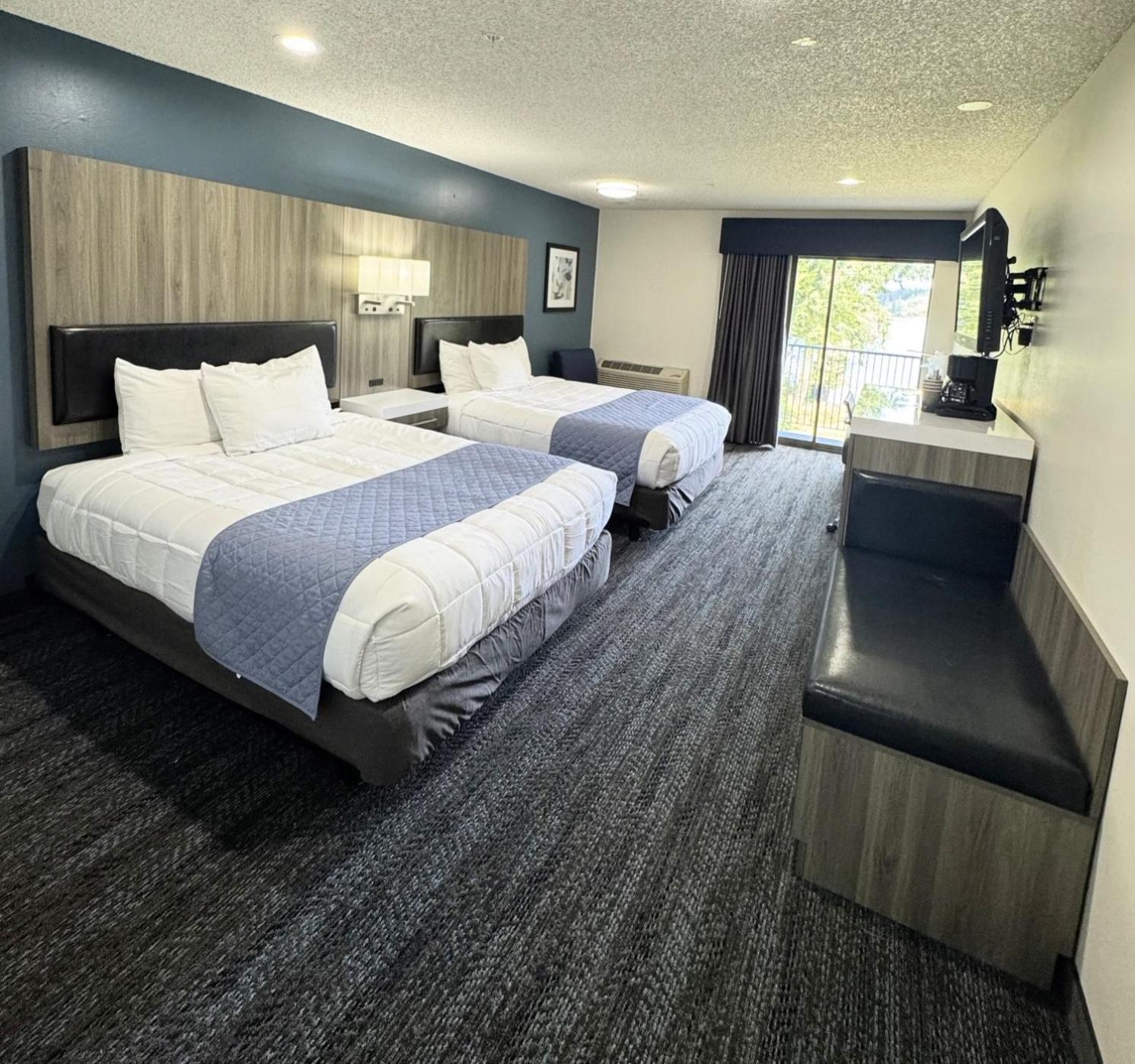 Oyster Bay Inn & Suites Bremerton Extérieur photo