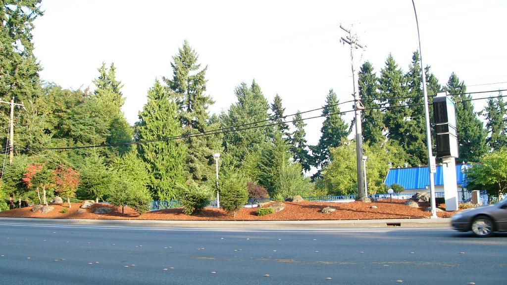 Oyster Bay Inn & Suites Bremerton Extérieur photo